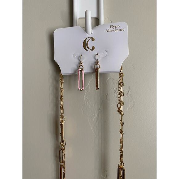 NWT Charming Gold/Pink Charlie Necklace and Earrings Set - Picture 3 of 4